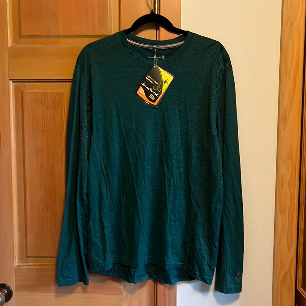 Smart wool baselayer